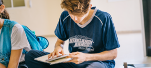 Méthode de révision efficace au collège : le guide complet