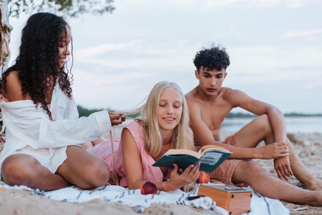 Vacances d’été : faut-il vraiment faire réviser son ado ?